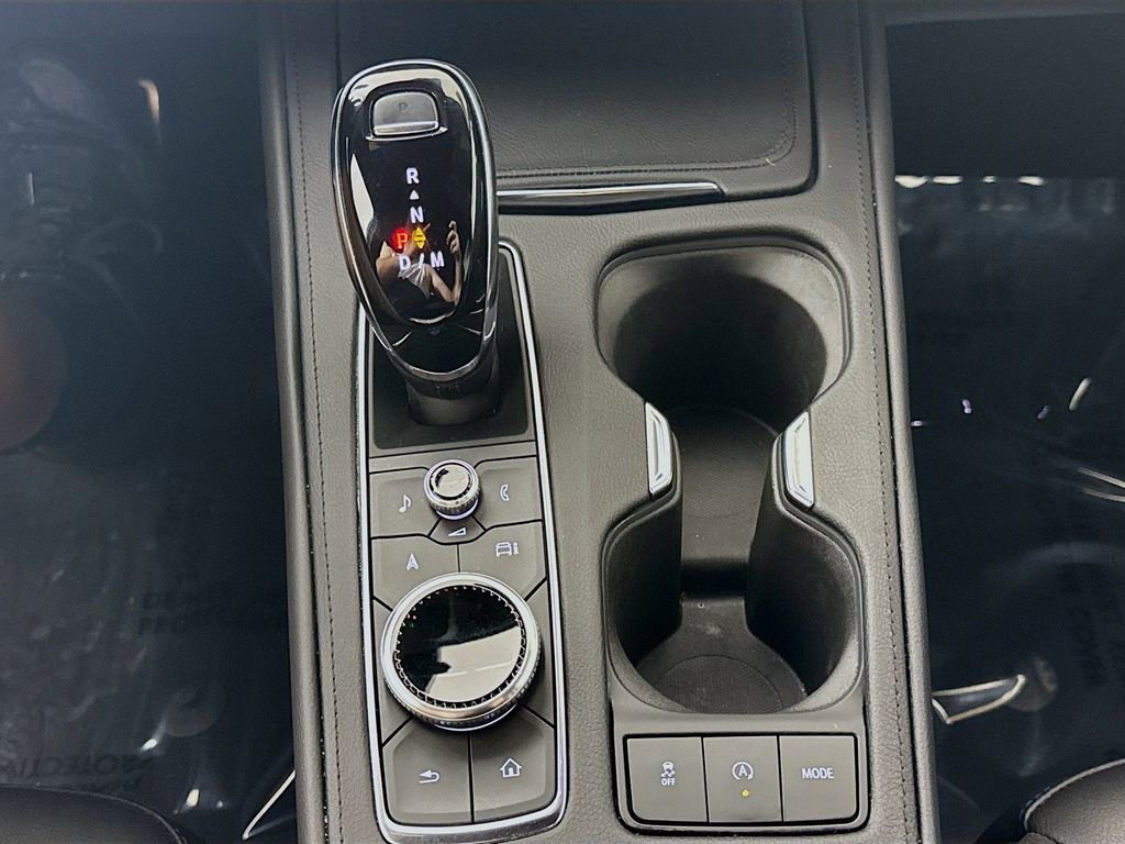 Used 2024 Cadillac XT4 Sport w/ Cold Weather Package image 18