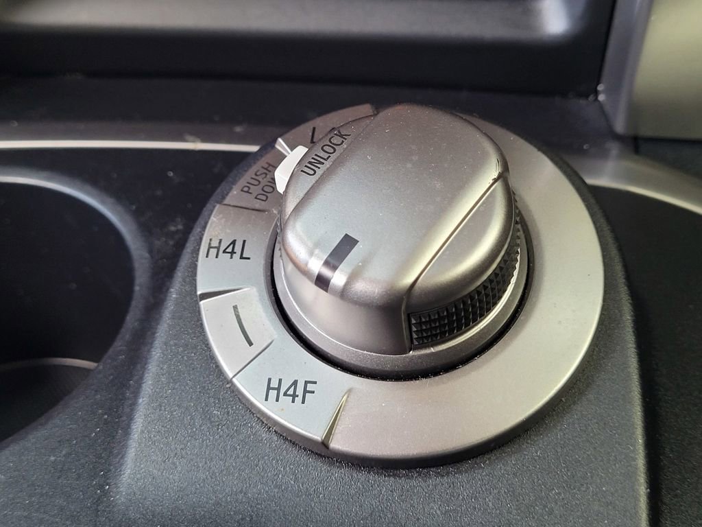 Used 2024 Toyota 4Runner Limited AWD/4WD image 20