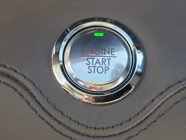 Certified 2024 Lincoln Navigator Black Label image 30