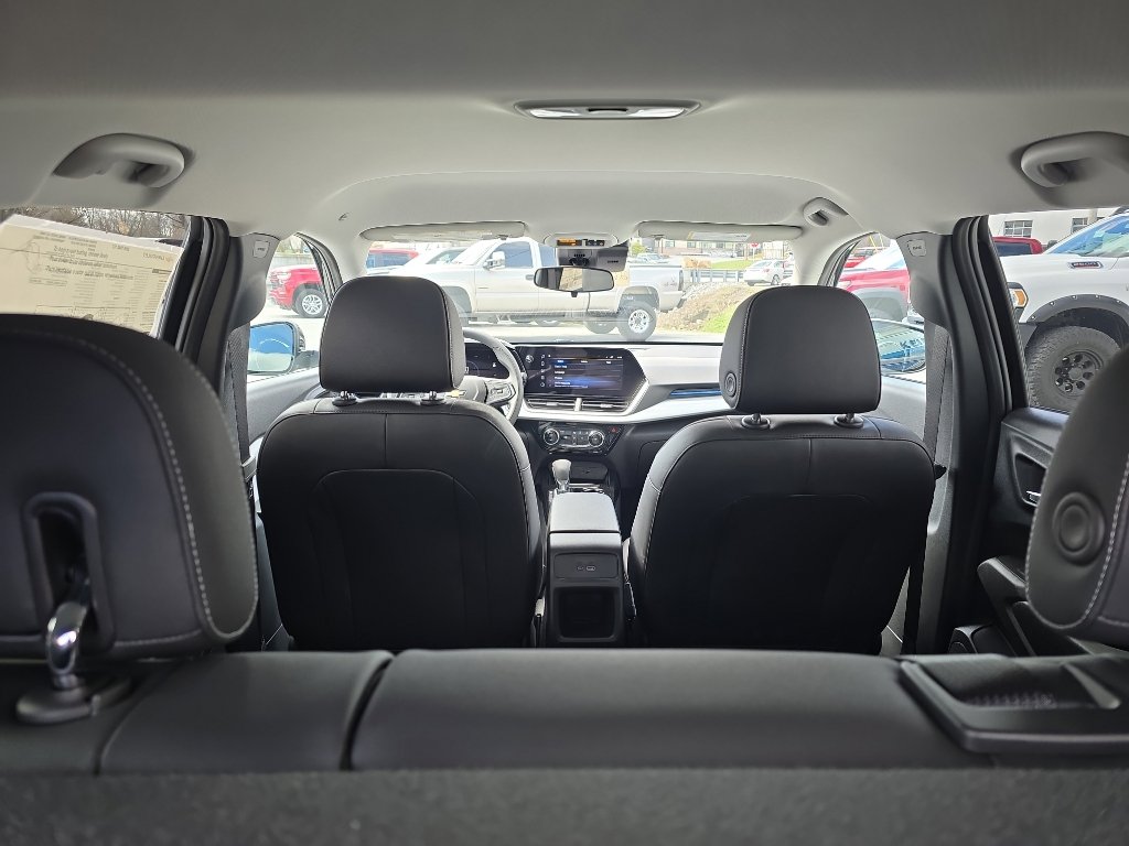 New 2026 Chevrolet Trax LT image 13