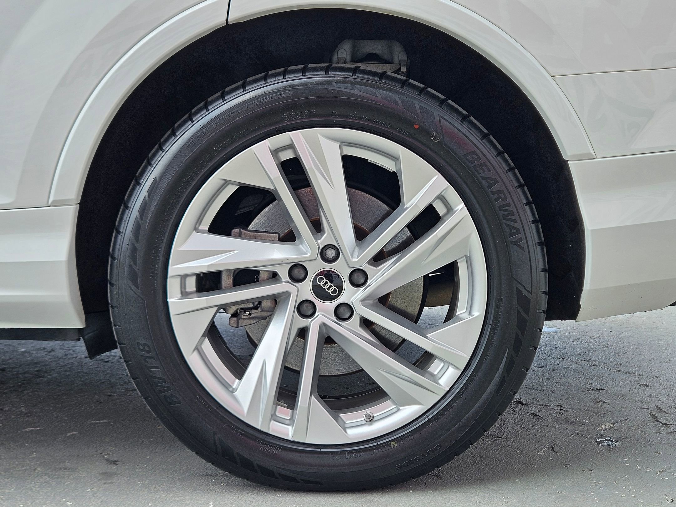 Used 2022 Audi Q7 Premium Plus image 29