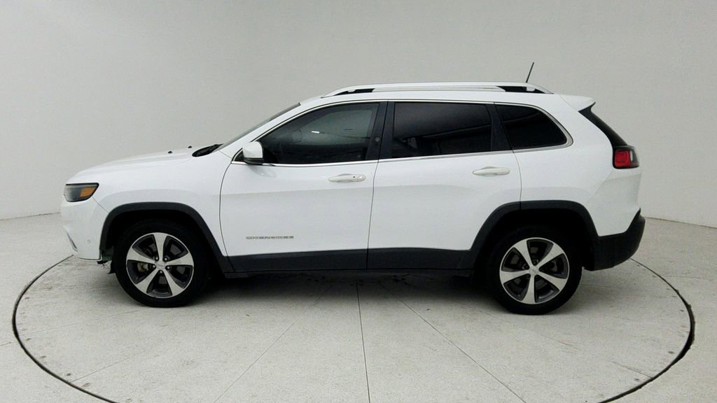 Used 2019 Jeep Cherokee Limited w/ Luxury Group FWD image 5