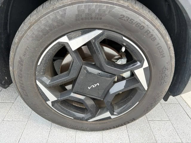 Used 2026 Kia Sportage EX w/ EX Panorama Roof Package FWD image 6