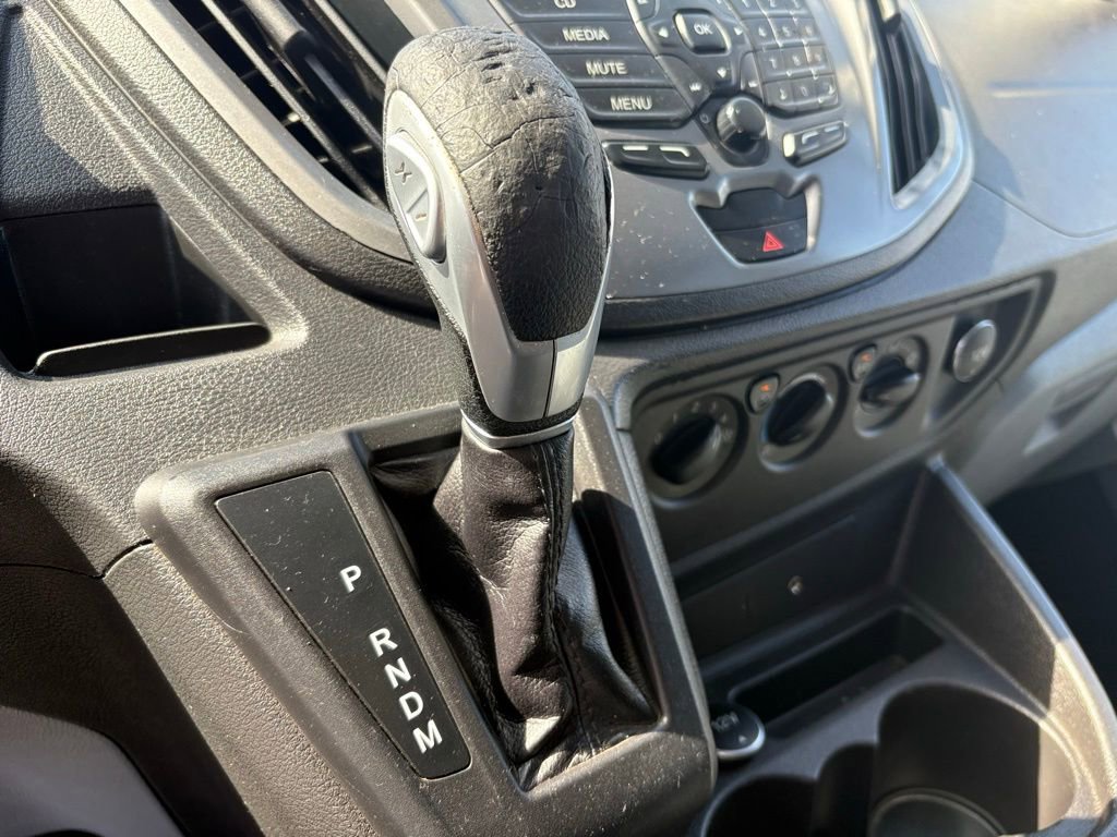 Used 2015 Ford Transit 150 XLT image 32