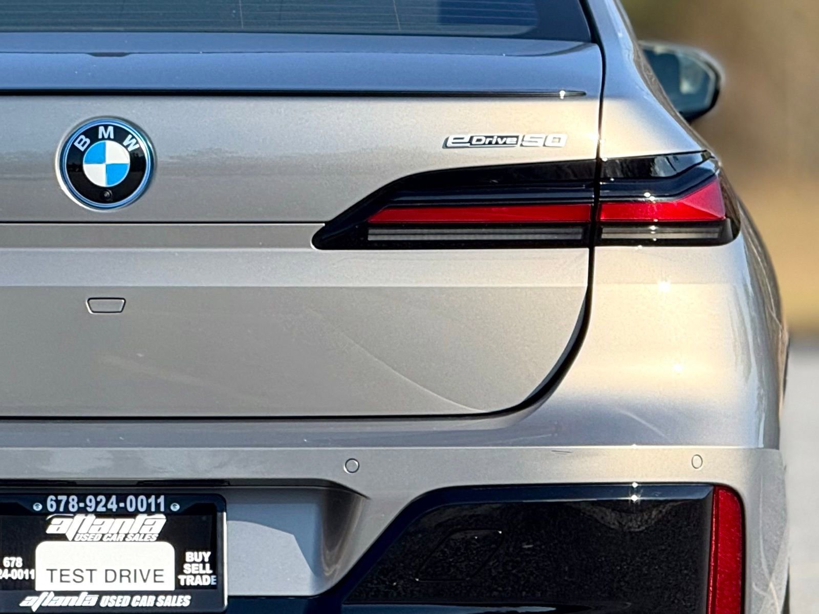 Used 2024 BMW i7 eDrive50 w/ M Sport Package image 16