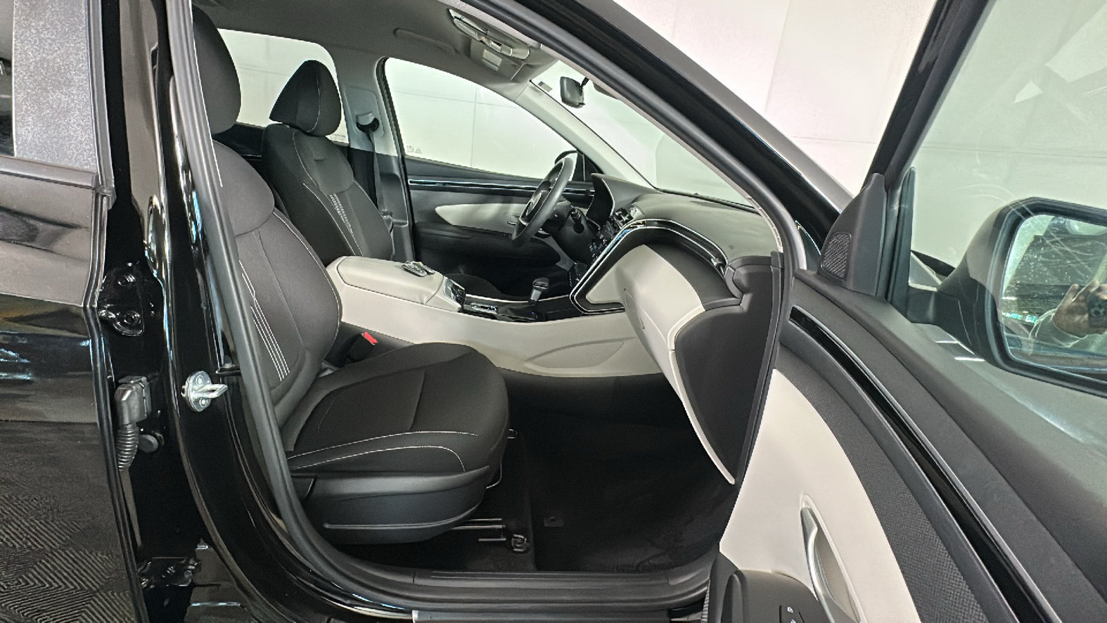 Certified 2024 Hyundai Tucson SEL FWD image 39
