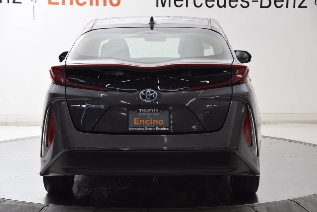 Used 2020 Toyota Prius Prime XLE FWD image 4