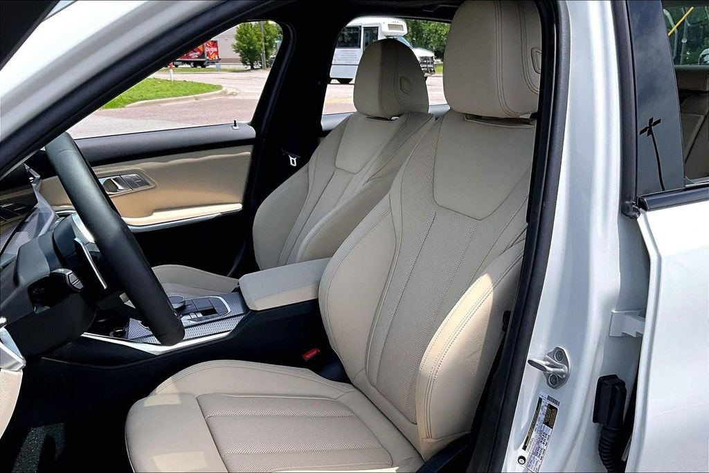 New 2026 BMW M340i RWD image 8