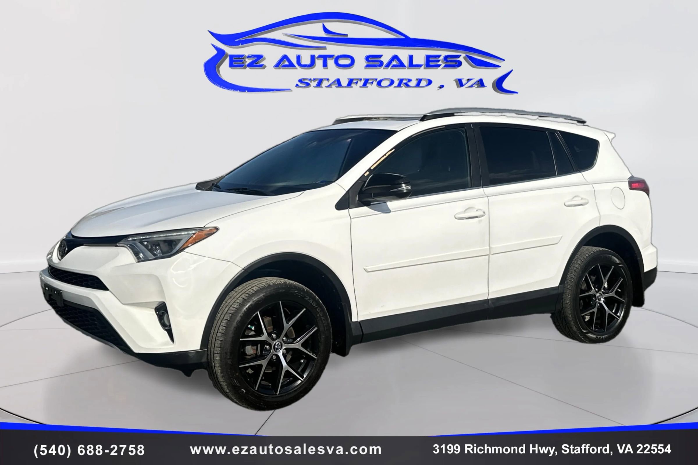 Used 2017 Toyota RAV4 SE image 9