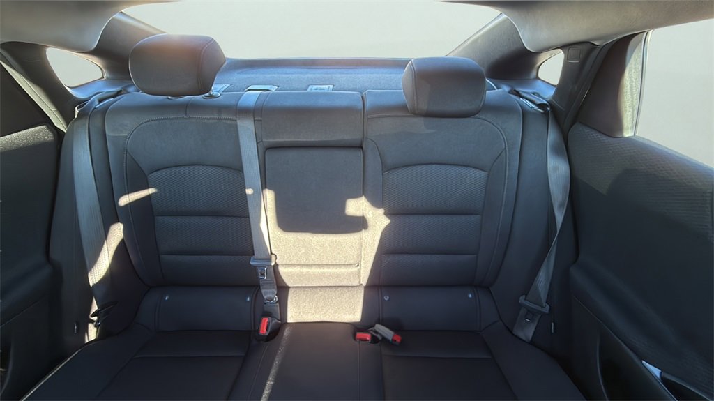 Used 2024 Chevrolet Malibu LT image 13