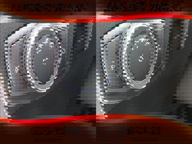 Used 2019 Ford Fusion SE image 8