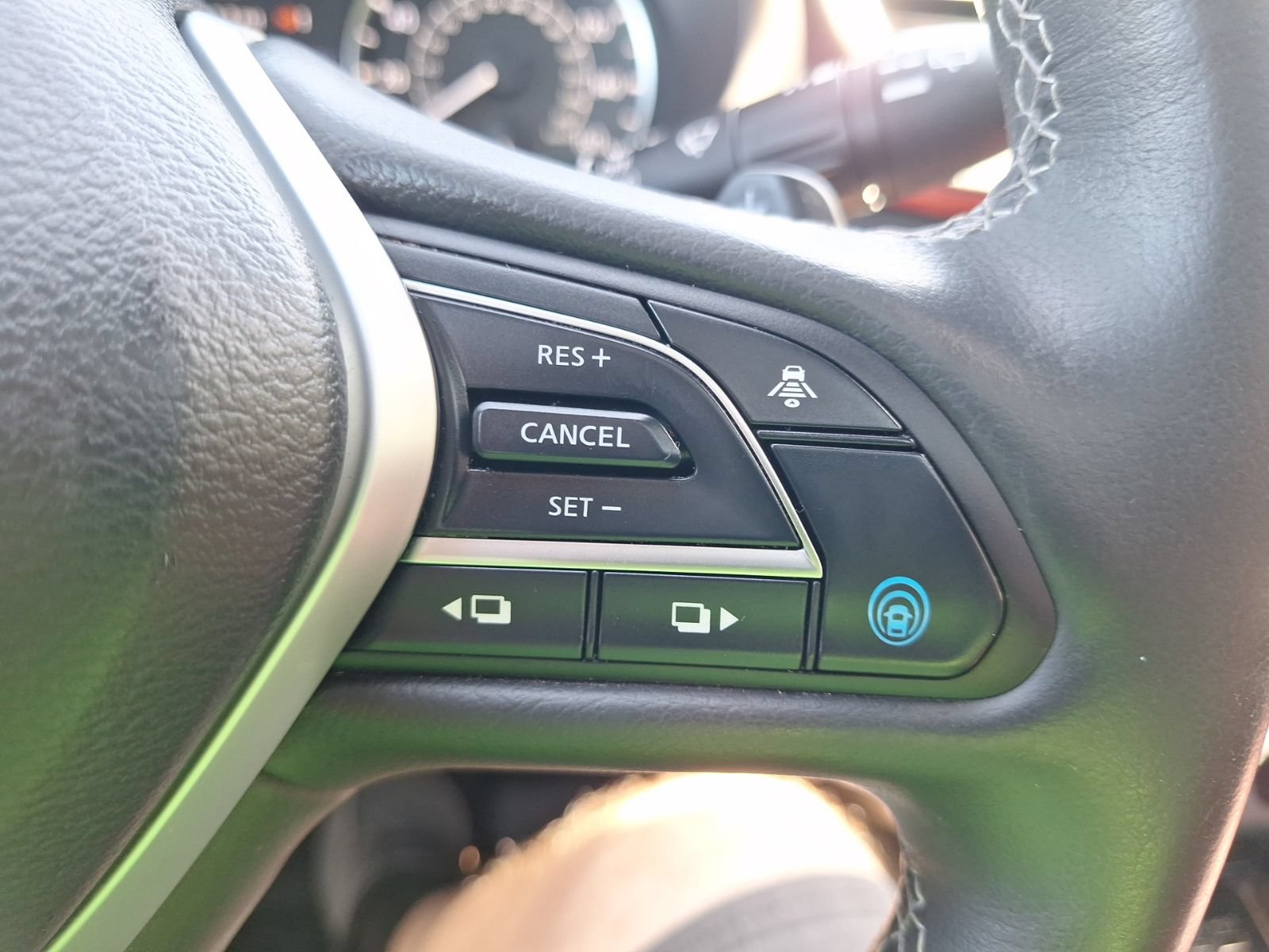 Used 2023 INFINITI QX55 Sensory w/ Lighting Package AWD/4WD image 17