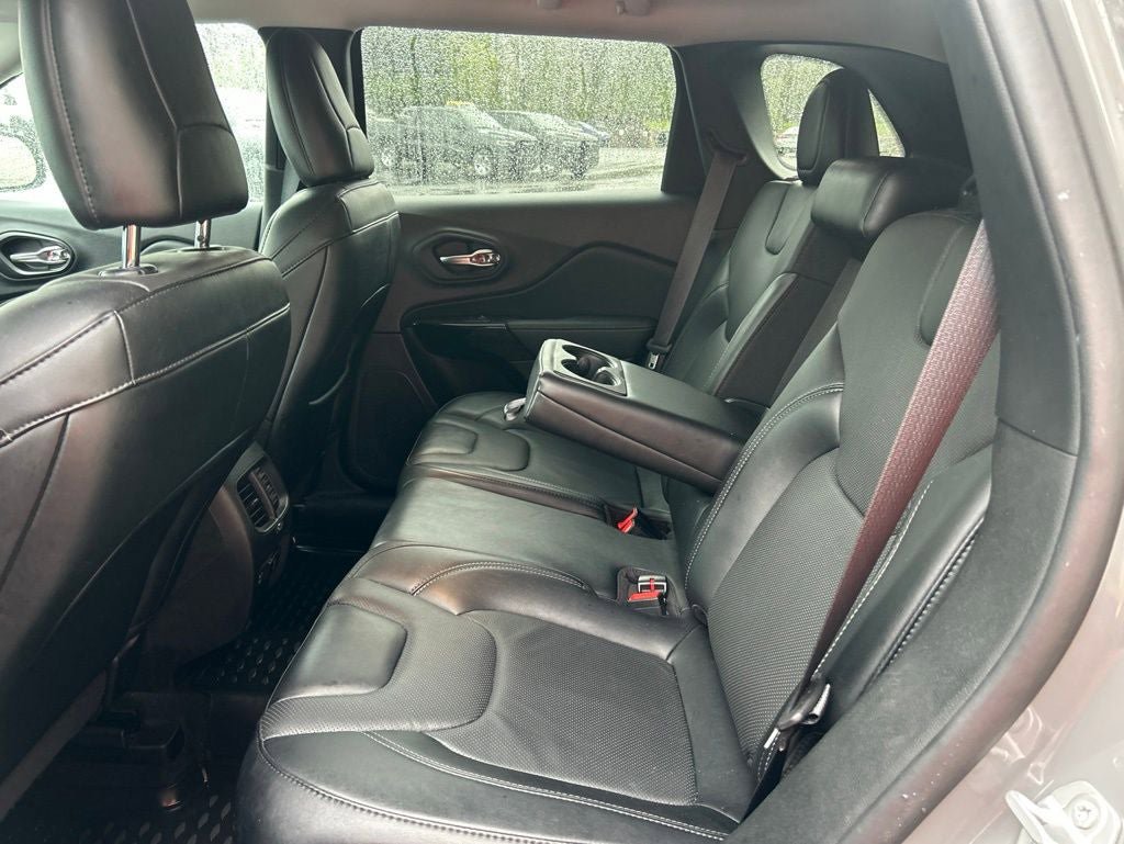 Used 2023 Jeep Cherokee Altitude Lux AWD/4WD image 22