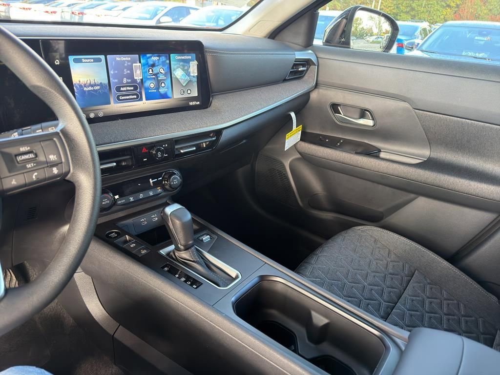 New 2026 Nissan Kicks SV image 22