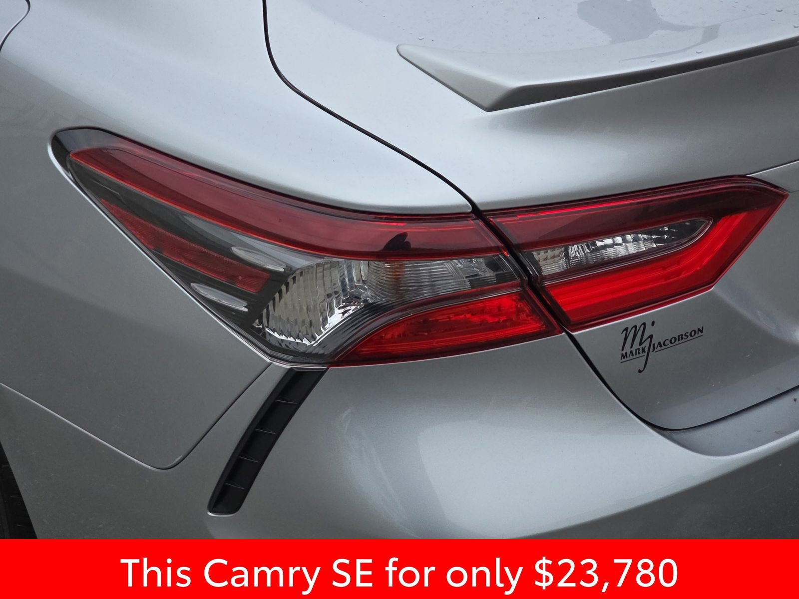 Used 2024 Toyota Camry SE image 39