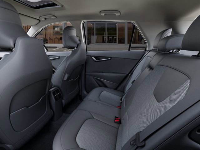 Used 2024 Kia Niro EX Touring image 18