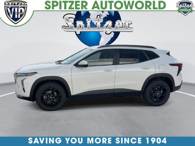 Used 2024 Chevrolet Trax LT w/ Driver Confidence Package FWD image 9