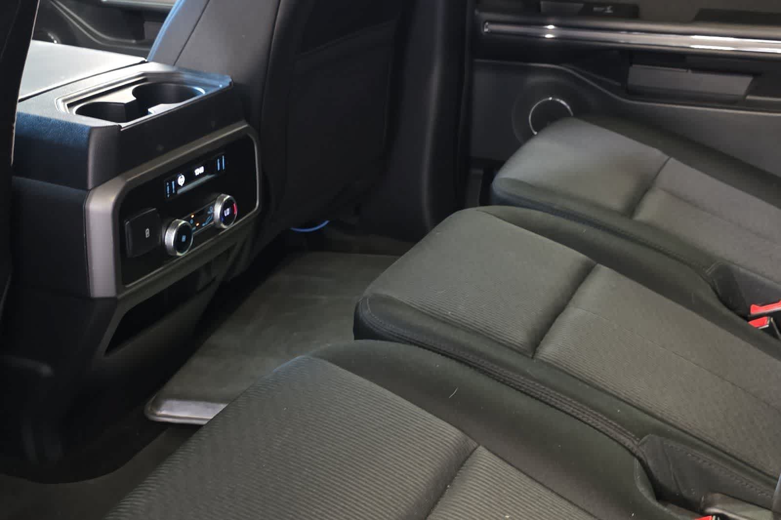 Used 2020 Ford Expedition XLT AWD/4WD image 5
