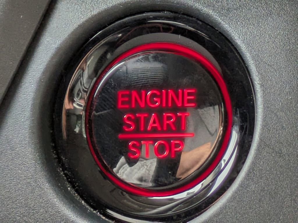 Used 2024 Honda Pilot Touring image 30