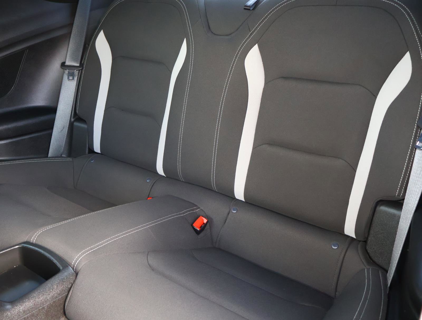Used 2021 Chevrolet Camaro LT RWD image 18