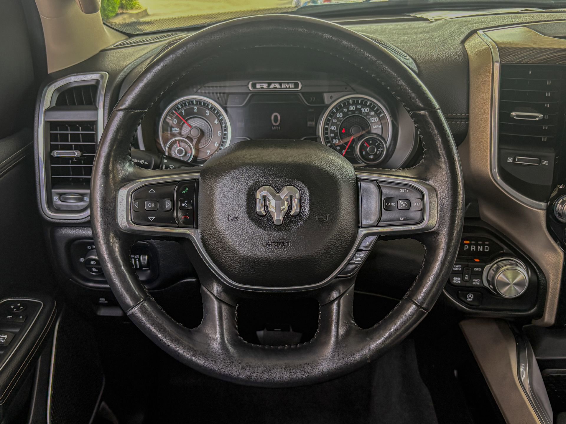Used 2020 RAM 1500 Laramie AWD/4WD image 26