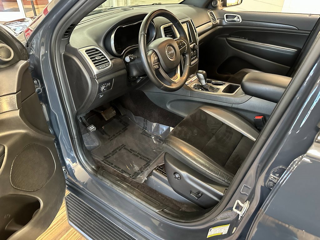 Certified 2018 Jeep Grand Cherokee Altitude image 8