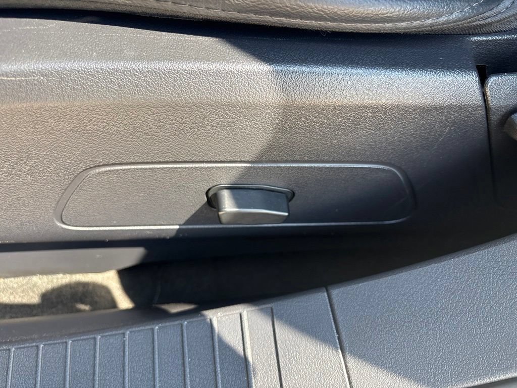 Used 2016 Jeep Patriot High Altitude AWD/4WD image 13