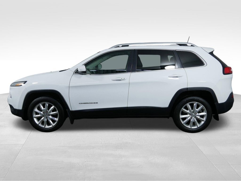 Used 2016 Jeep Cherokee Limited image 6