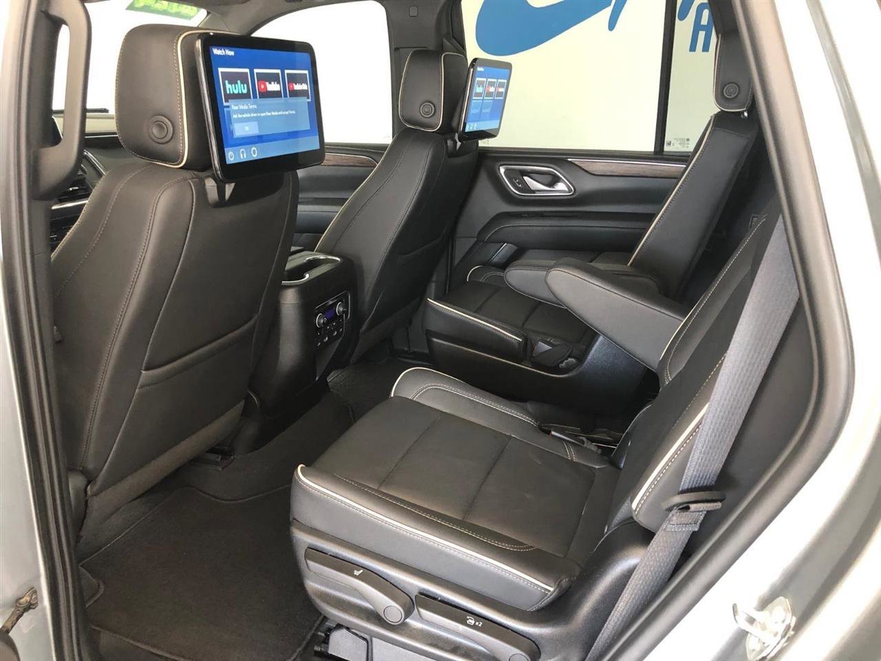 Used 2024 Chevrolet Tahoe Premier w/ Advanced Technology Package image 9