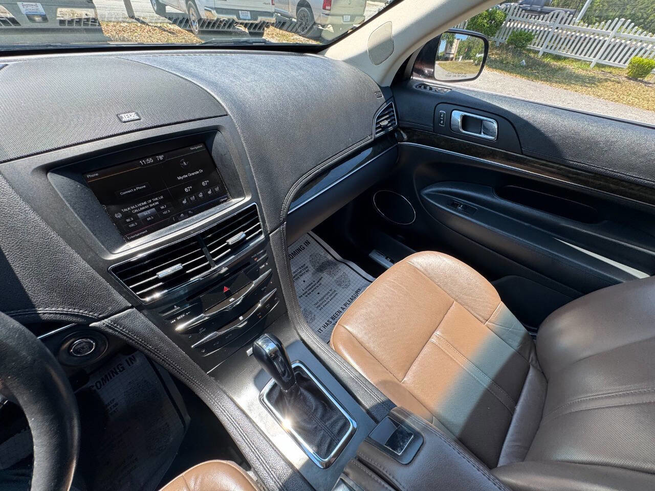 Used 2014 Lincoln MKT AWD w/ Equipment Group 201A image 20