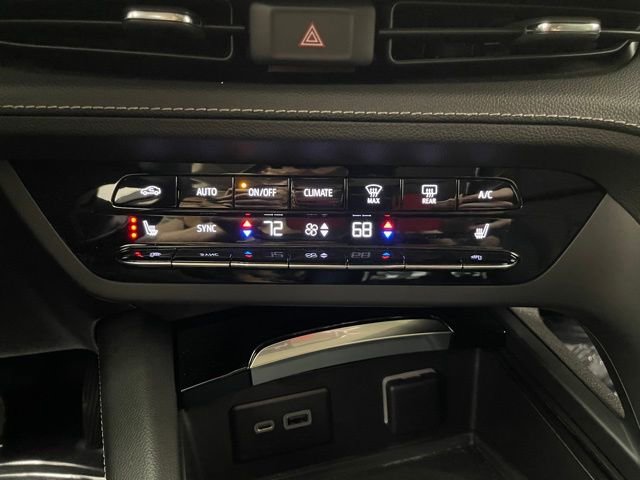 Used 2022 Buick Envision Preferred image 6