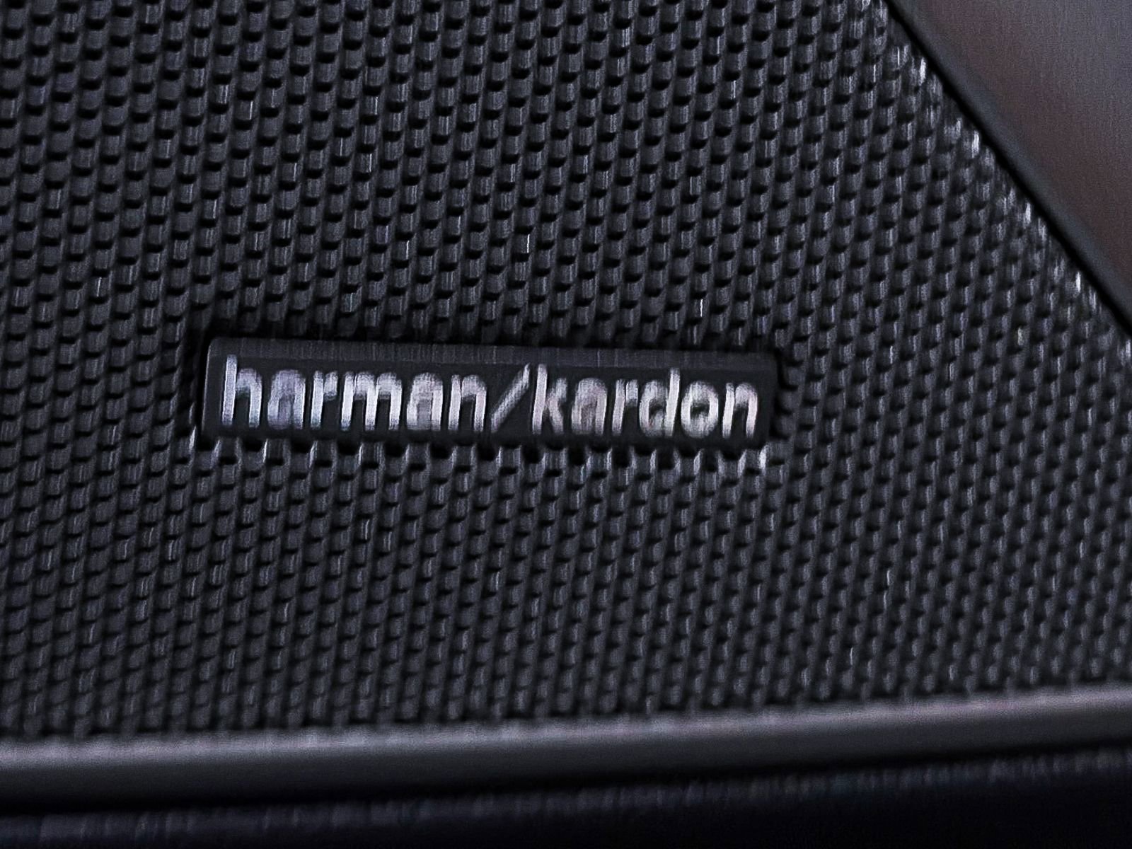 Used 2023 BMW M340i xDrive image 4