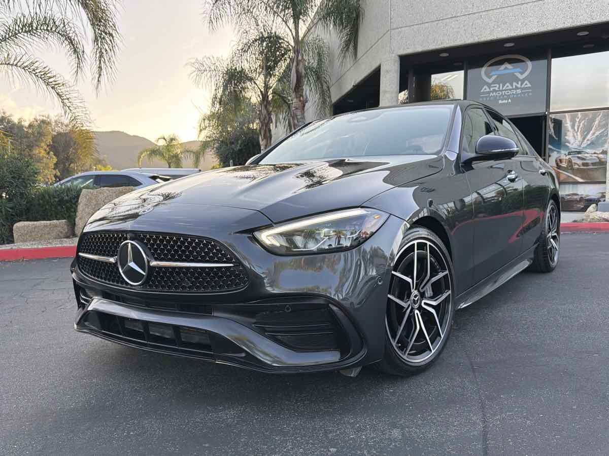 Used 2022 Mercedes-Benz C 300 Sedan image 2