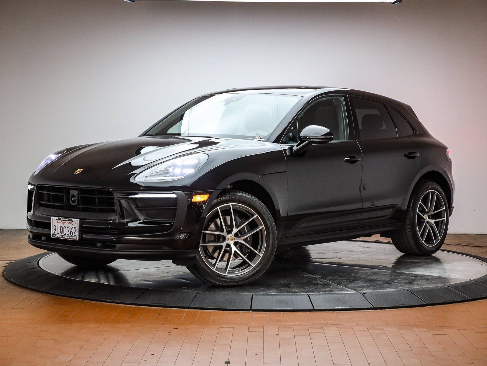 Certified 2025 Porsche Macan