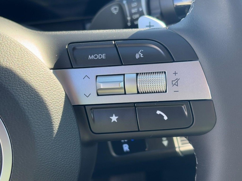 Used 2026 Hyundai Sonata SEL image 13