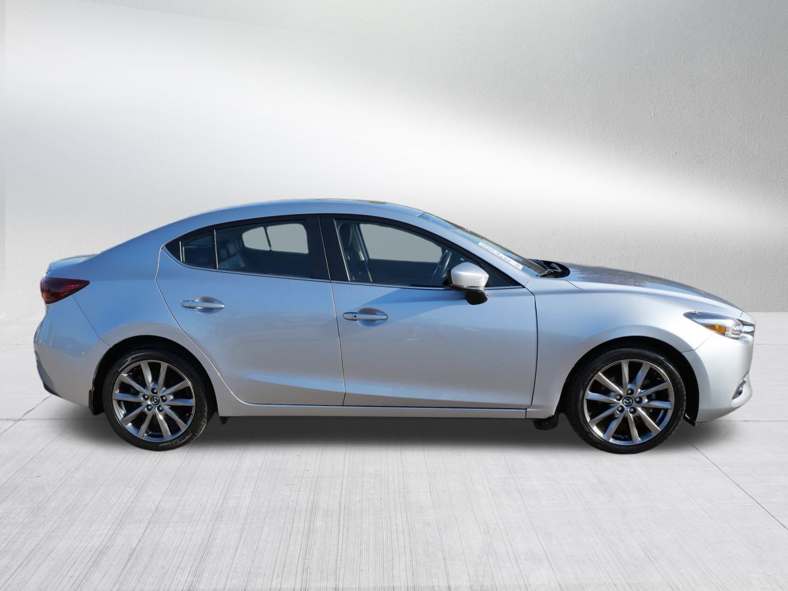 Used 2018 MAZDA MAZDA3 Grand Touring w/ Premium Equipment Package image 8