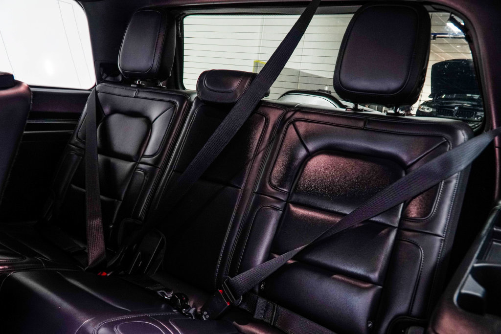 Used 2024 Lincoln Navigator Premiere AWD/4WD image 45