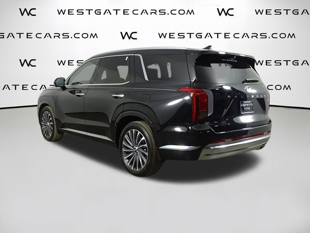 Used 2024 Hyundai Palisade Calligraphy image 5