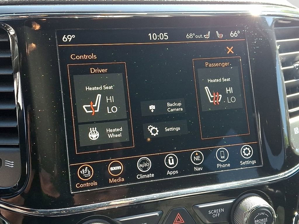 Used 2022 Jeep Grand Cherokee Laredo X AWD/4WD image 26