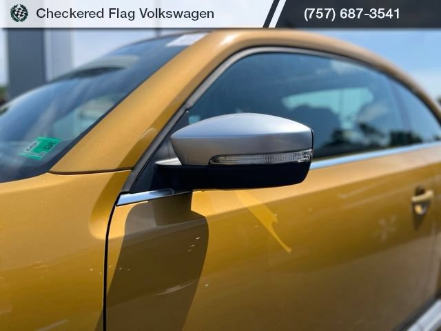 Used 2017 Volkswagen Beetle 1.8T Dune FWD image 2