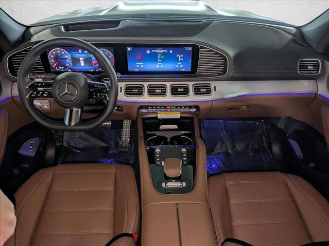 New 2026 Mercedes-Benz GLS 580 4MATIC image 16