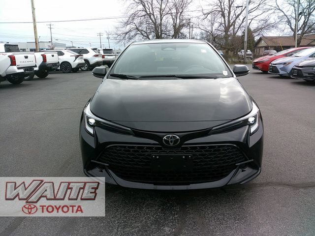 Used 2025 Toyota Corolla Hatchback w/ SE Package image 6
