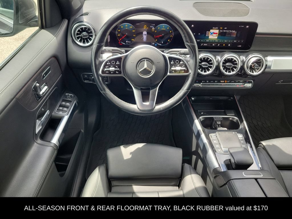 Used 2023 Mercedes-Benz GLB 250 4MATIC w/ Premium Package image 16