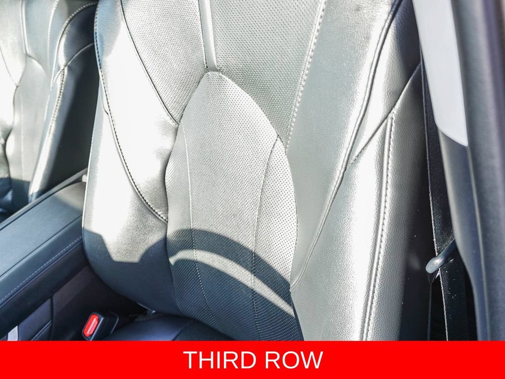 Used 2021 Toyota Highlander Limited FWD image 20