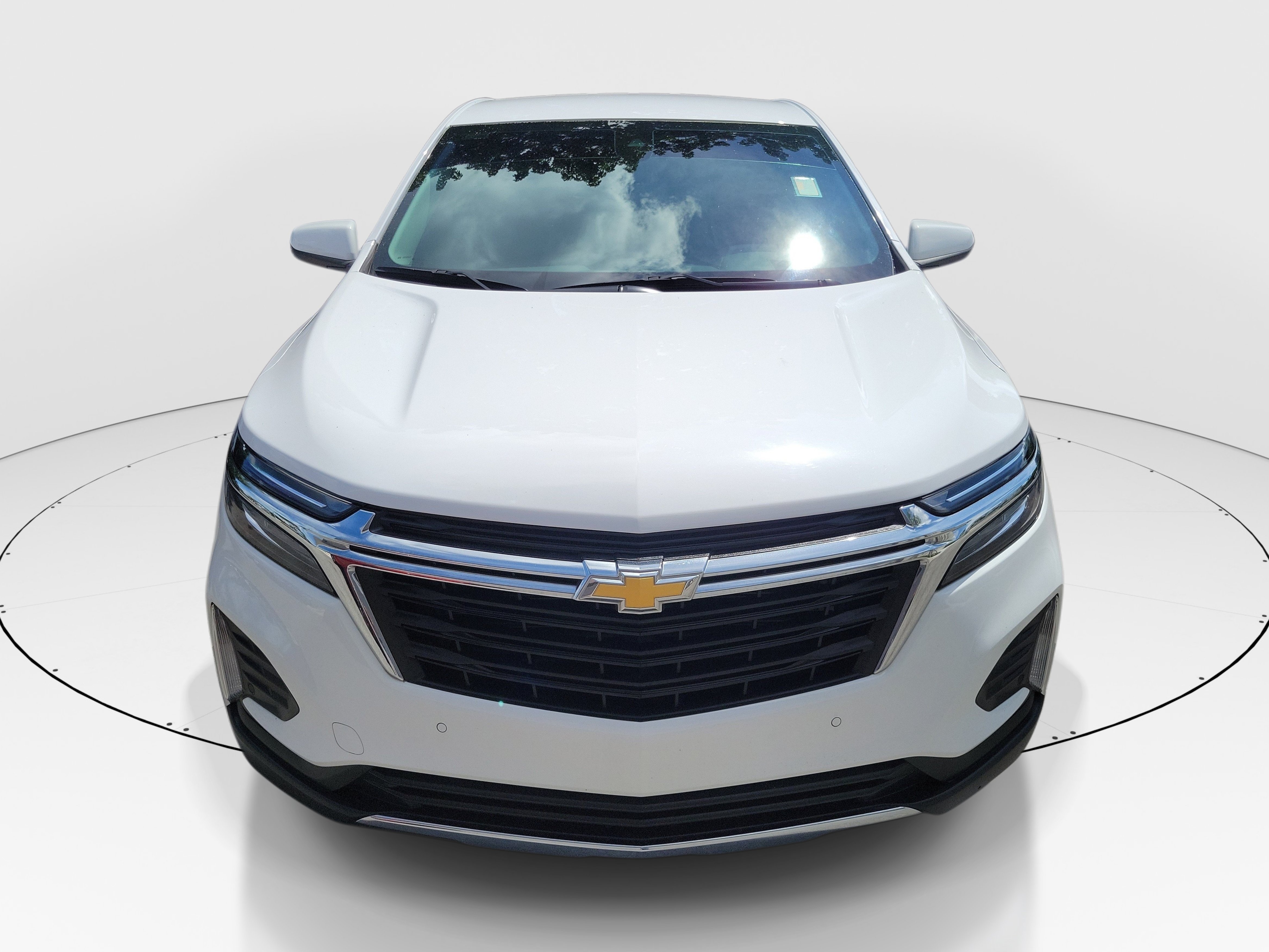 Used 2022 Chevrolet Equinox LT FWD image 2