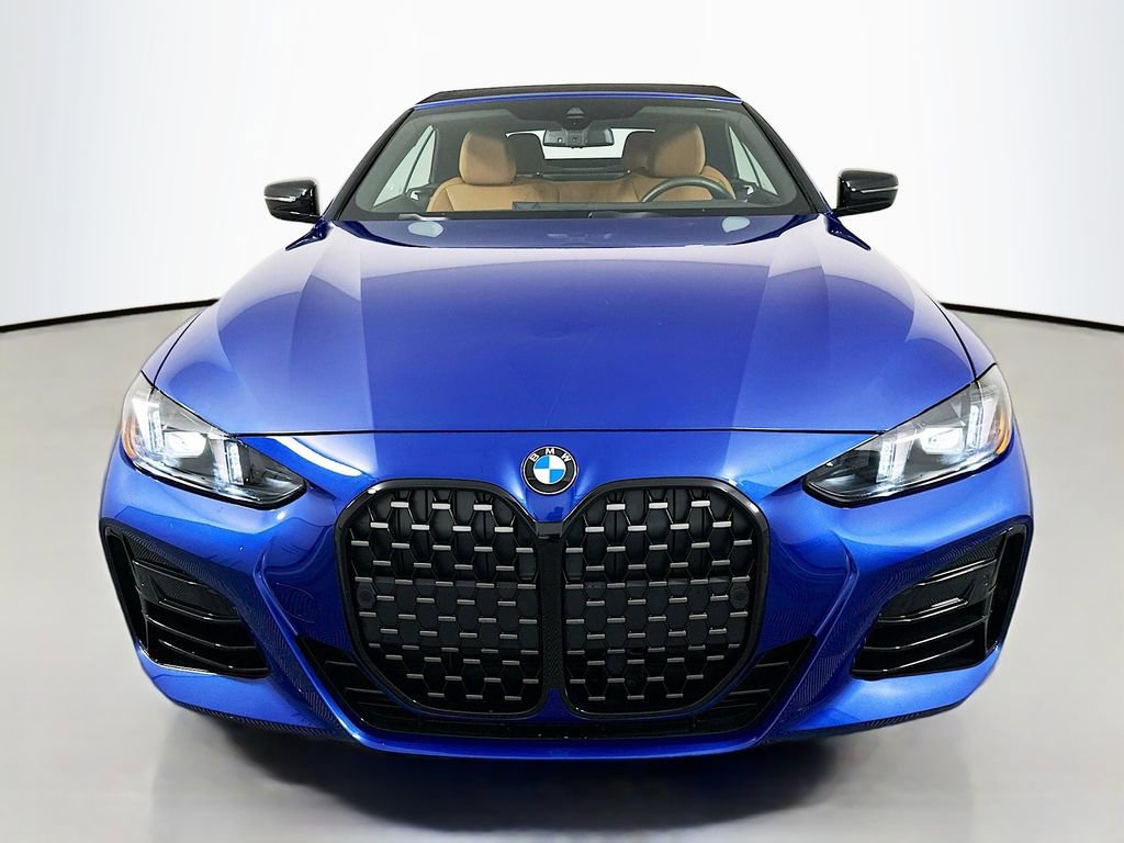 Used 2025 BMW 430i Convertible w/ M Sport Package image 2
