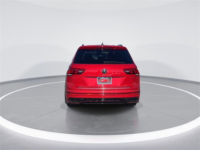 Used 2024 Volkswagen Tiguan SE R-Line image 7