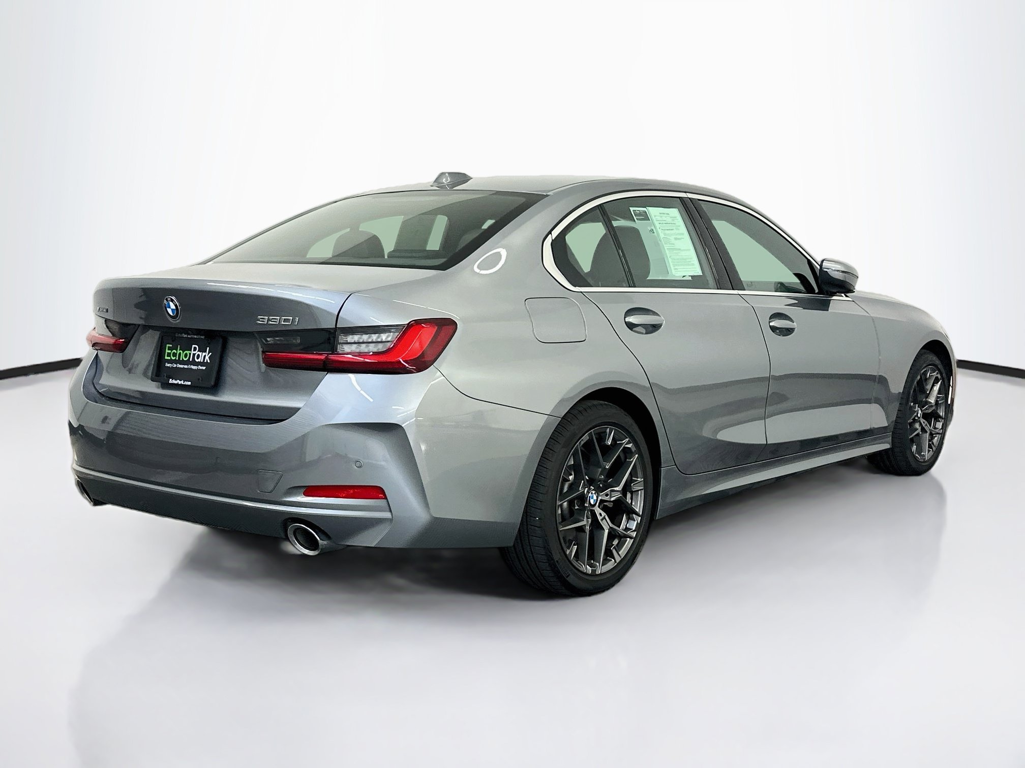 Used 2026 BMW 330i xDrive Sedan AWD/4WD image 9