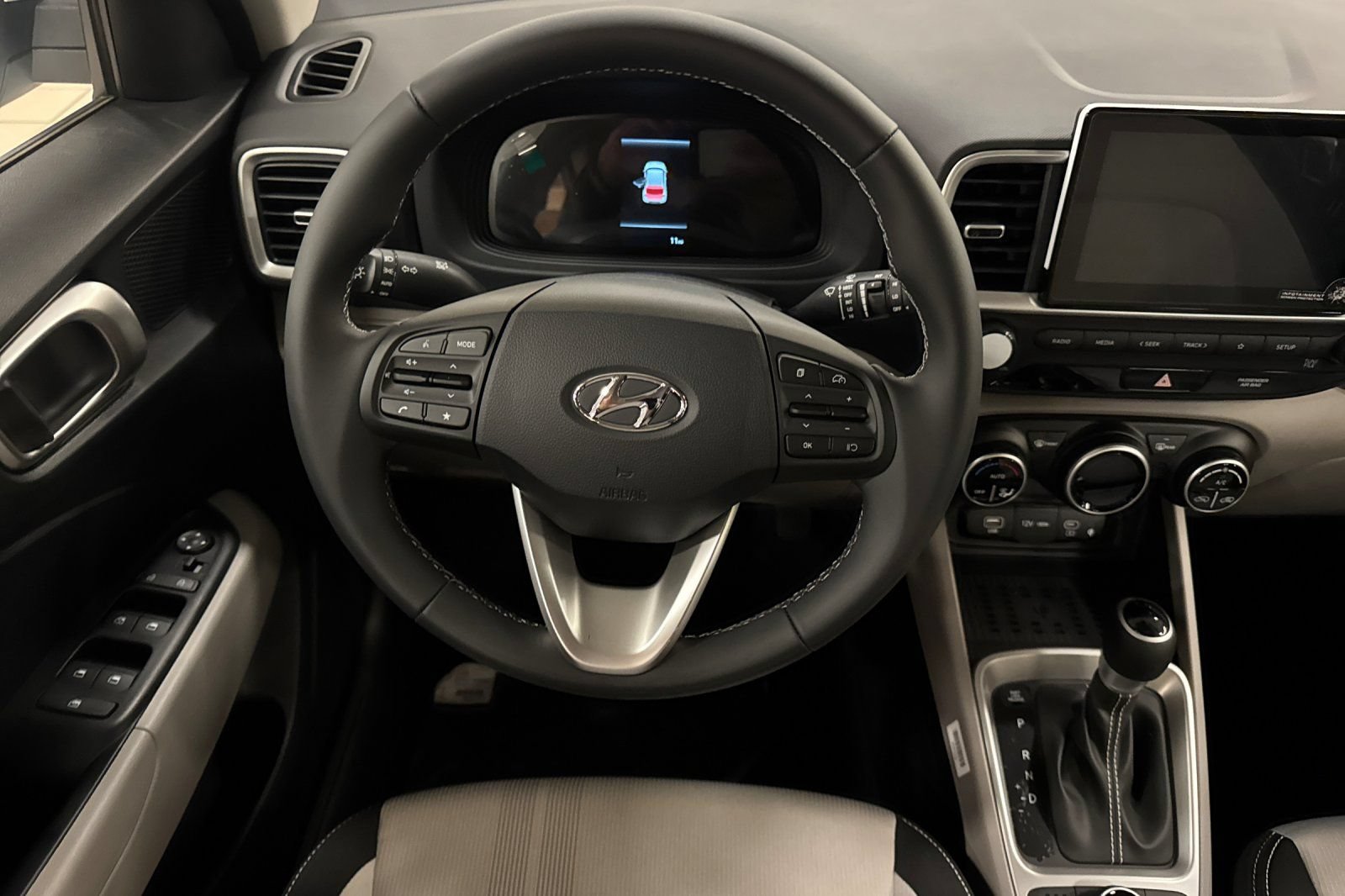 New 2026 Hyundai Venue SEL FWD image 14