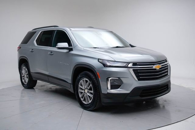 Used 2023 Chevrolet Traverse LT image 8